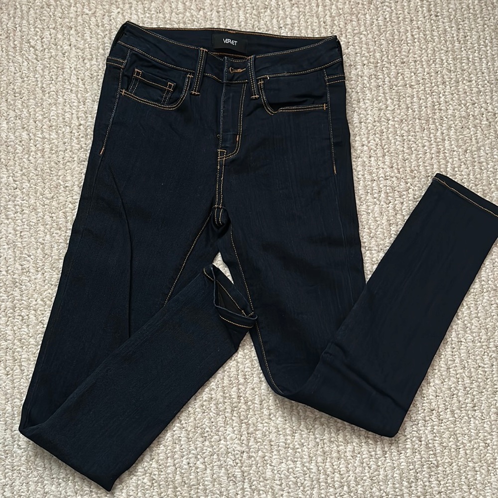 Vervet Ankle Skinny Jeans